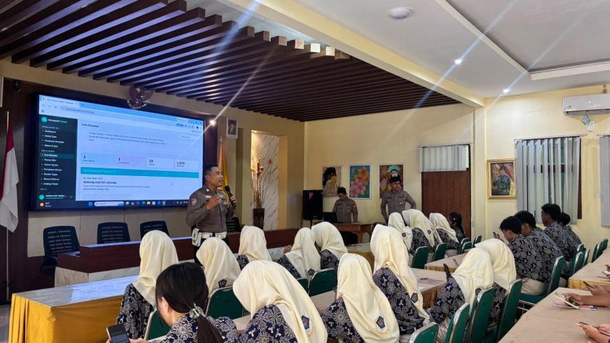 Kenali AI Sejak Dini, Polres Madiun Bekali Pelajar dengan Literasi Digital