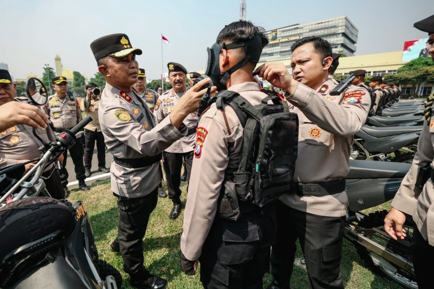 Polisi Bersama Masyarakat : Kapolresta Sumenep Blusukan di Pasar Anom Serap Aspirasi dan Perkuat Kamtibmas